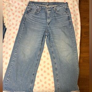 American Eagle Super High Rise Baggy Wide Leg Jeans